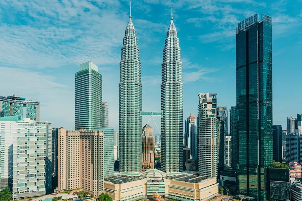 Southeast Escape tour with 2 Nights Cruise | Nexurgo Technologies